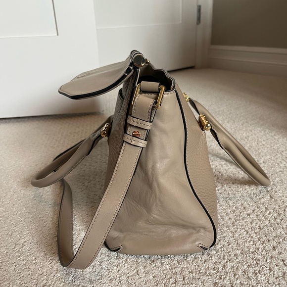 Beautiful leather Mackage handbag, perfect for spring! Brand new, never used! - Picture 2 of 6